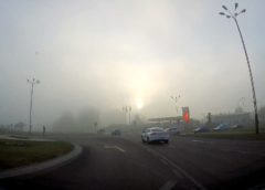 Egzamin na prawo jazdy we mgle. O czym musisz pamiętać?