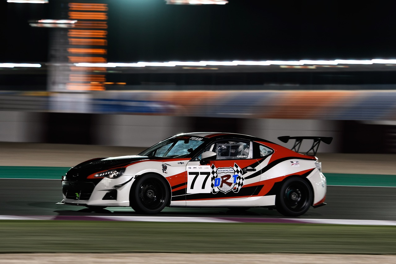 Technika skrętu typu „na trzy ruchy” – kiedy warto ją stosować